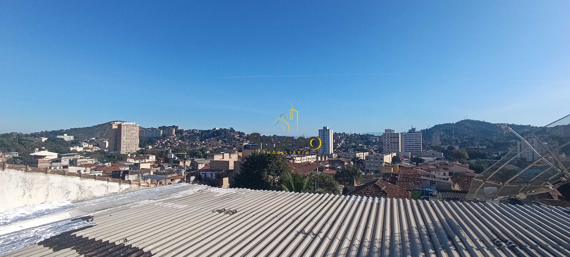 Casa à venda com 3 quartos, 200m² - Foto 47