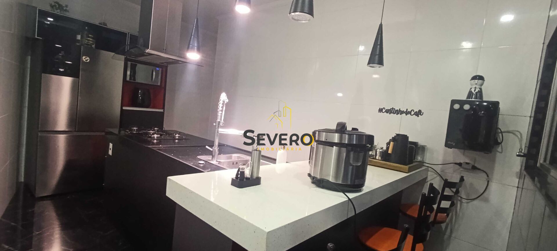 Casa à venda com 3 quartos, 200m² - Foto 12
