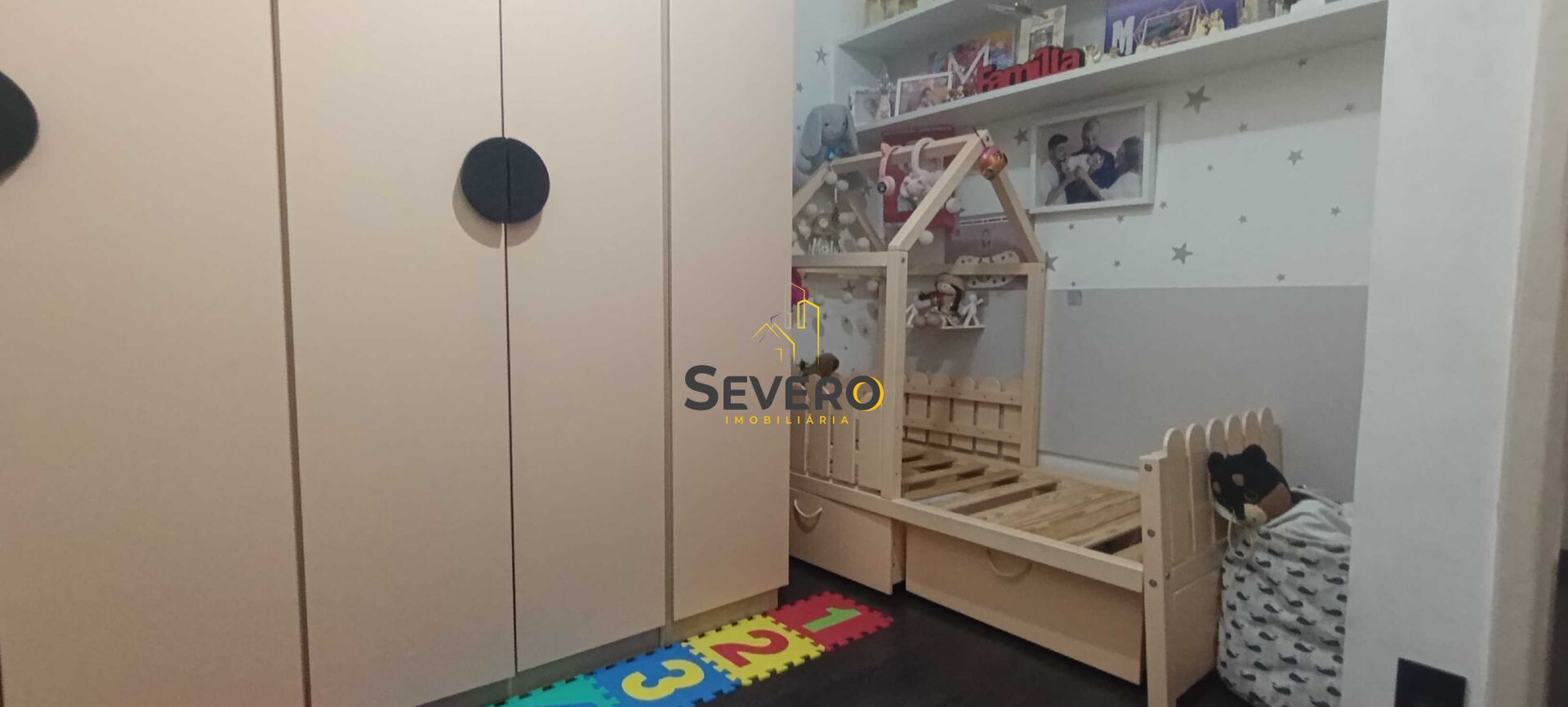 Casa à venda com 3 quartos, 200m² - Foto 22