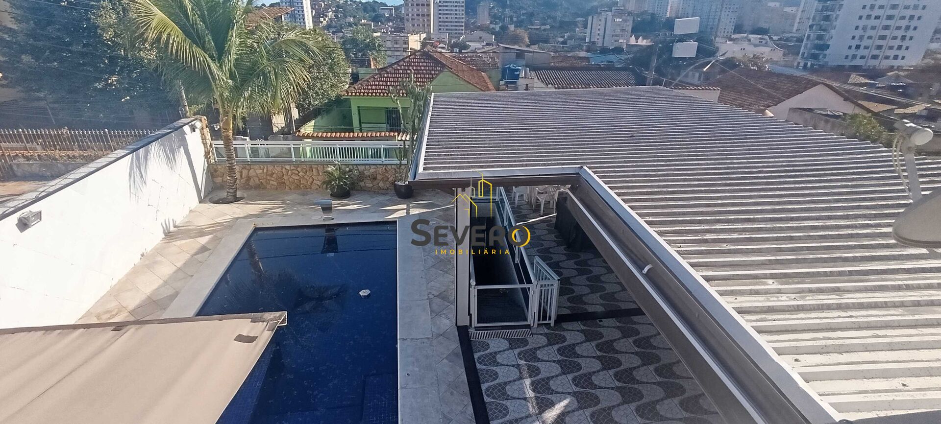 Casa à venda com 3 quartos, 200m² - Foto 44