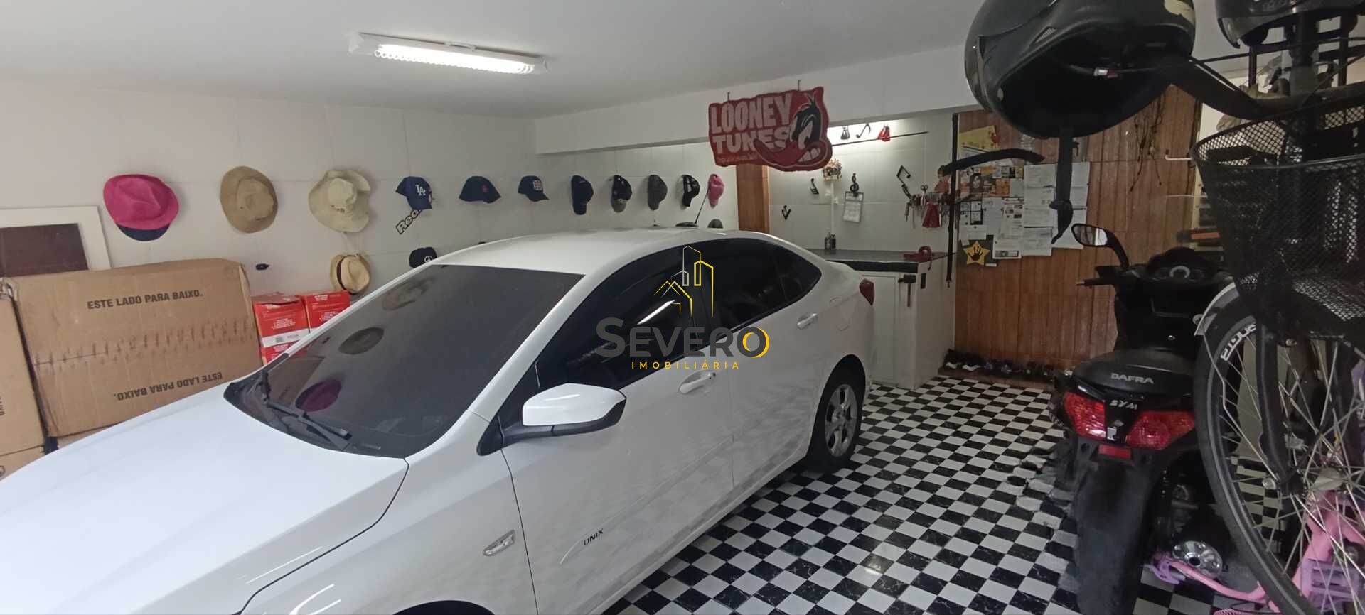 Casa à venda com 3 quartos, 200m² - Foto 32
