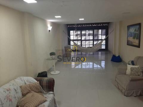 Casa à venda com 5 quartos, 210m² - Foto 19