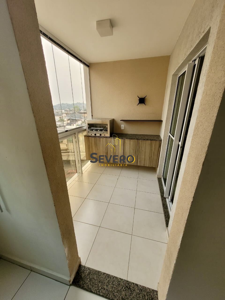 Apartamento à venda com 3 quartos, 70m² - Foto 1