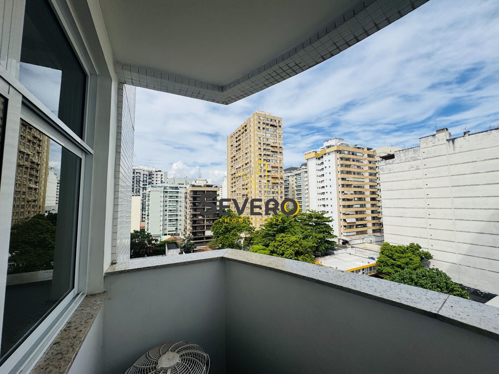 Apartamento à venda com 2 quartos, 90m² - Foto 22