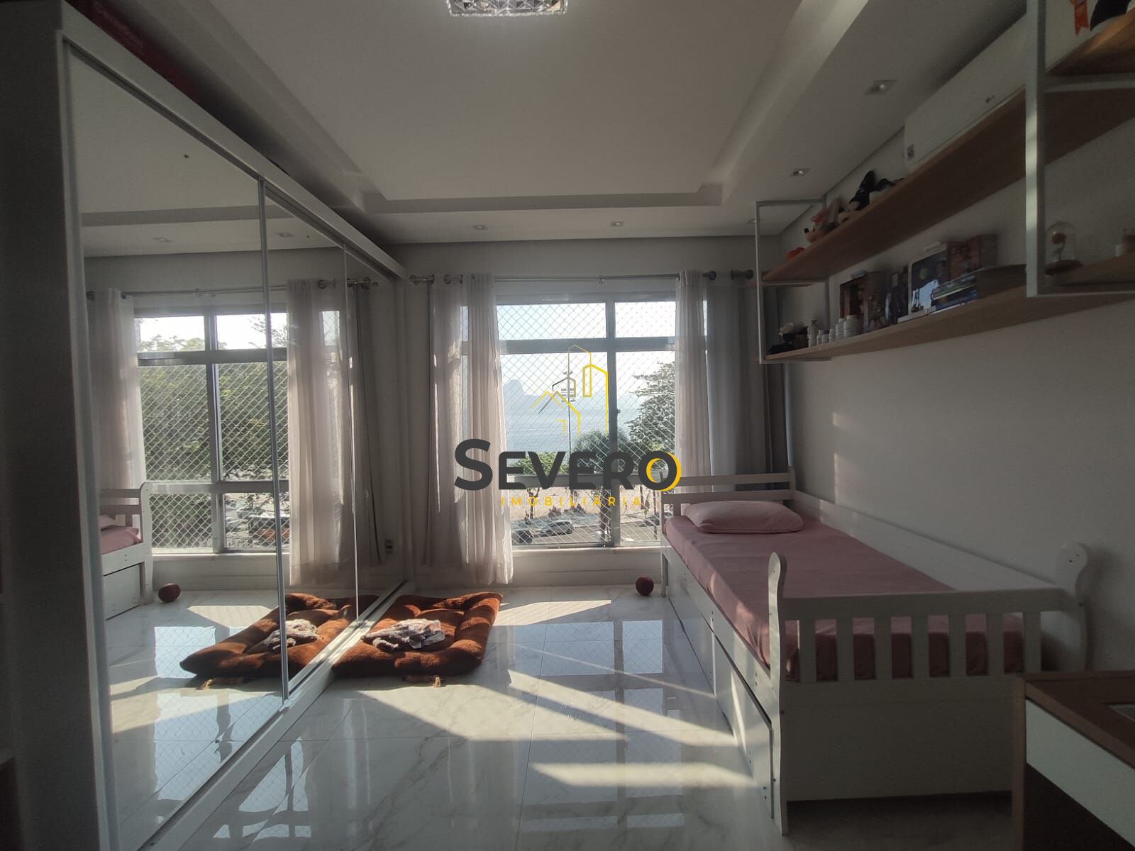 Apartamento à venda com 3 quartos, 160m² - Foto 5