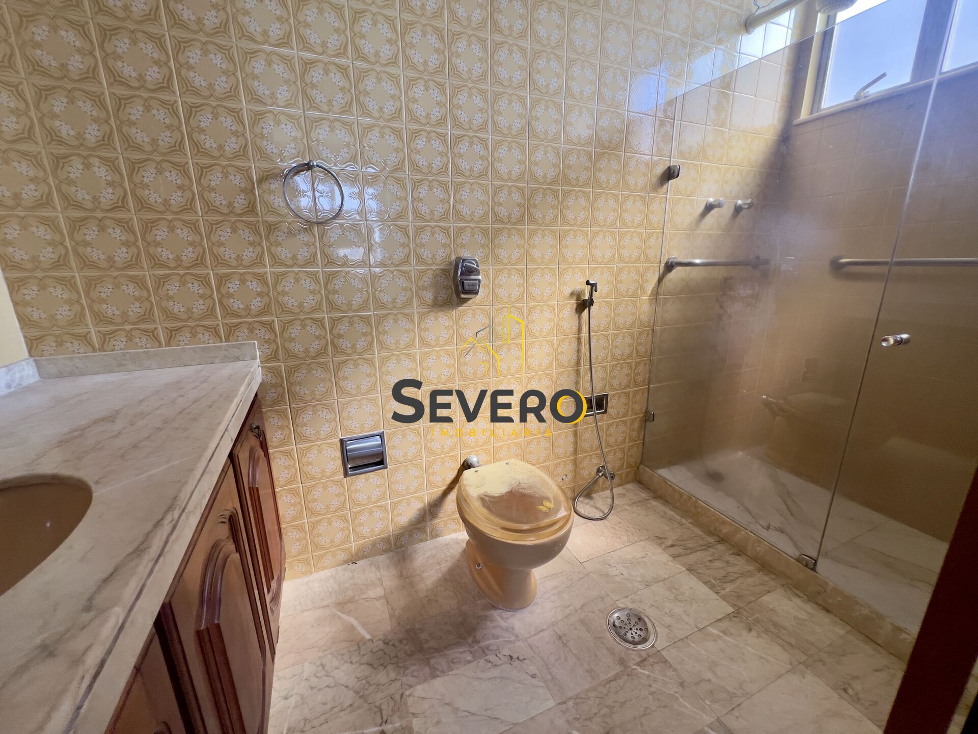Apartamento à venda com 3 quartos, 140m² - Foto 7
