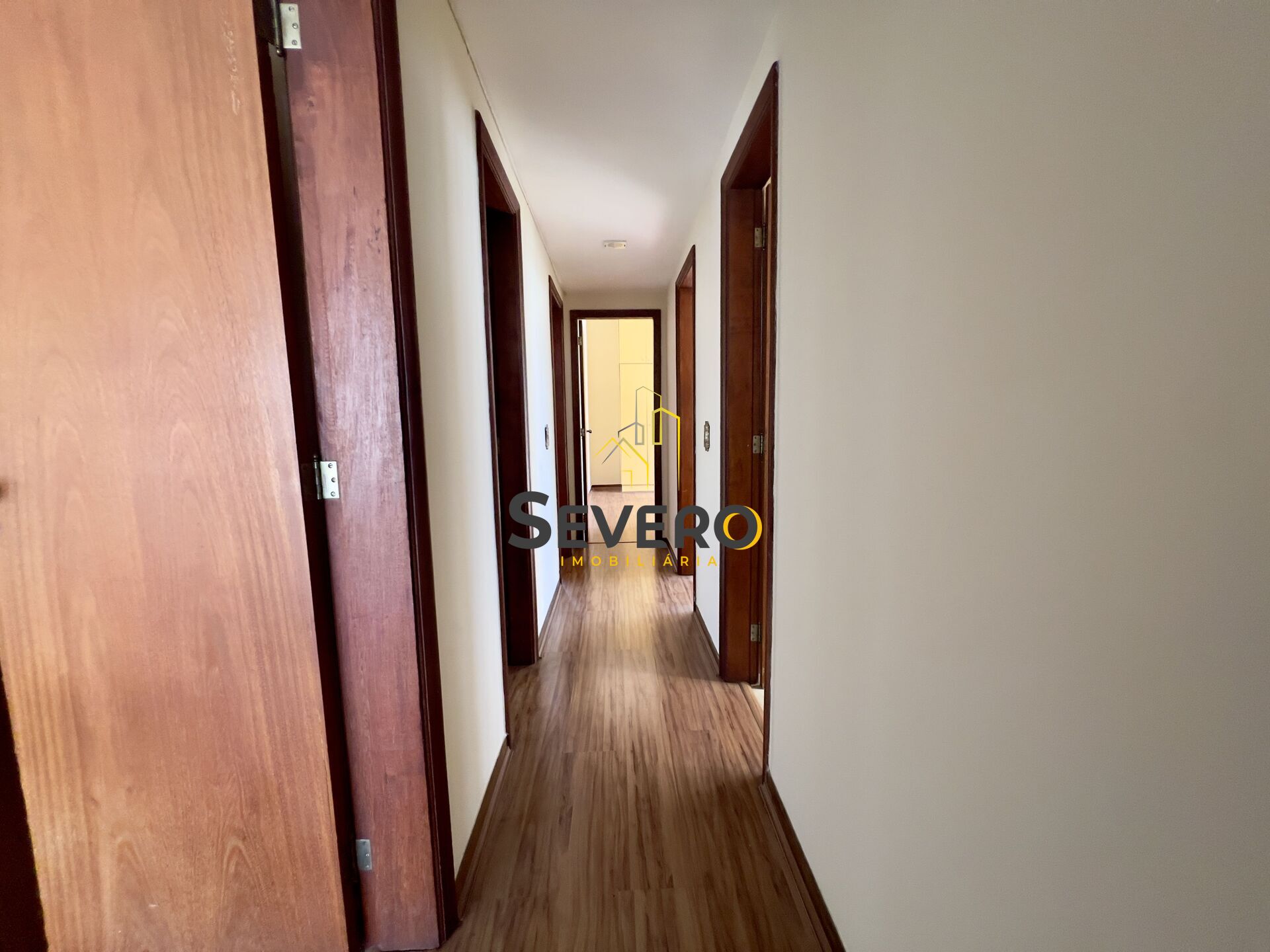 Apartamento à venda com 3 quartos, 140m² - Foto 9