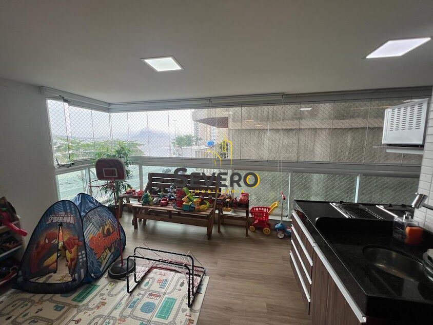 Apartamento à venda com 4 quartos, 220m² - Foto 8