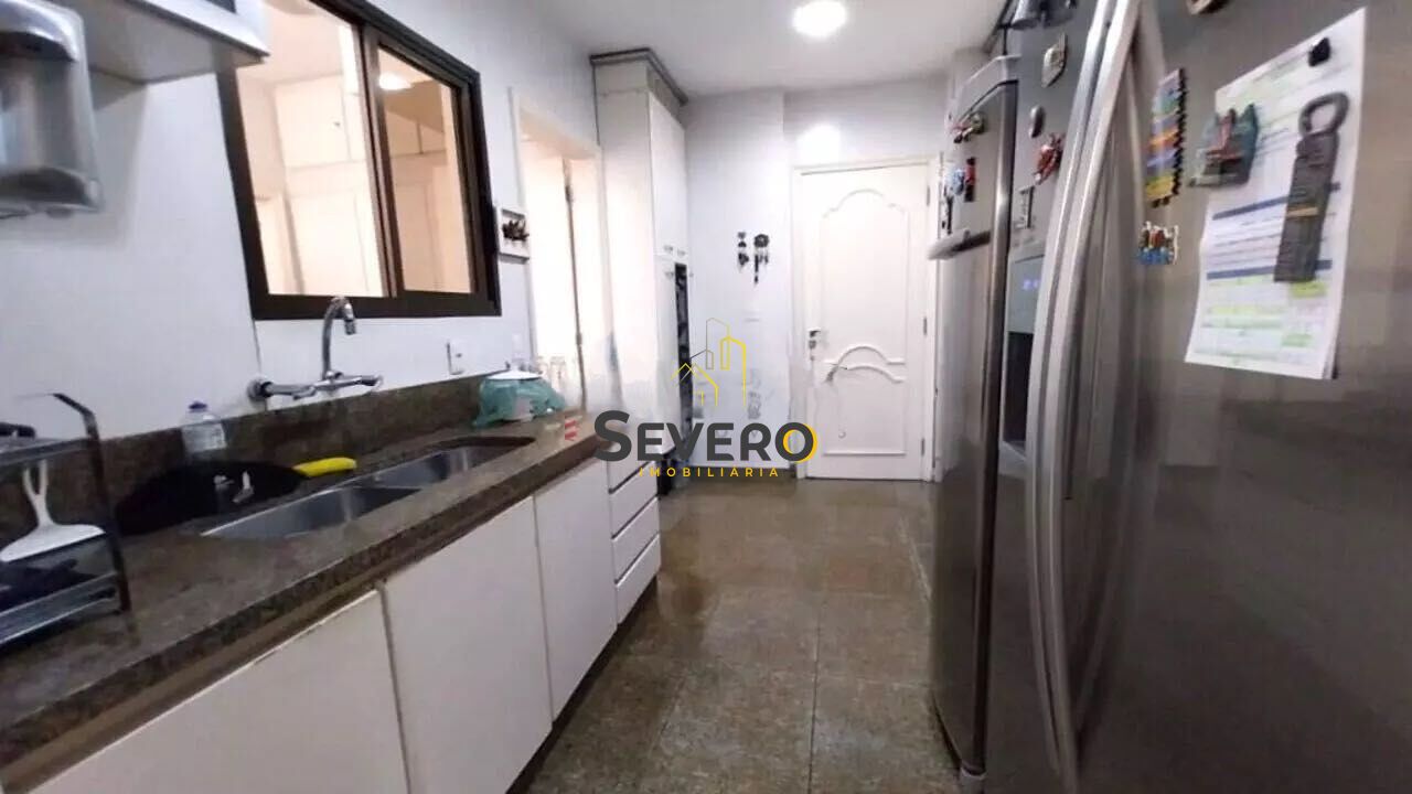 Apartamento à venda com 4 quartos, 230m² - Foto 28