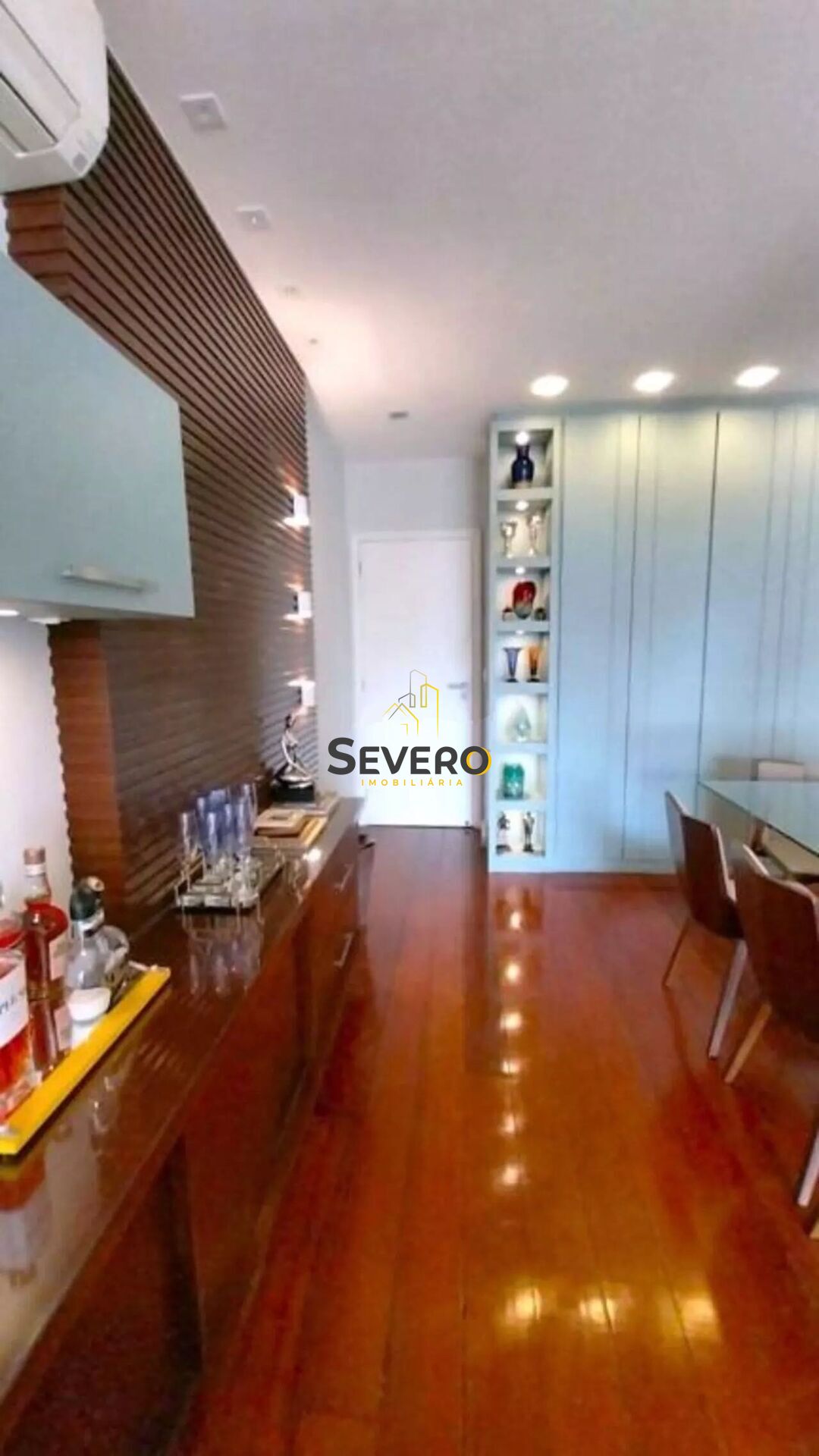 Apartamento à venda com 4 quartos, 230m² - Foto 4