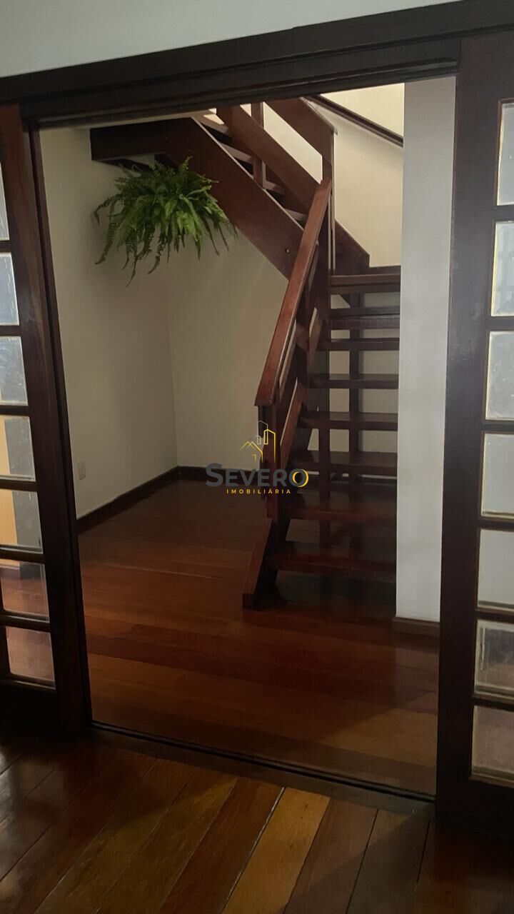 Casa à venda com 4 quartos, 400m² - Foto 19