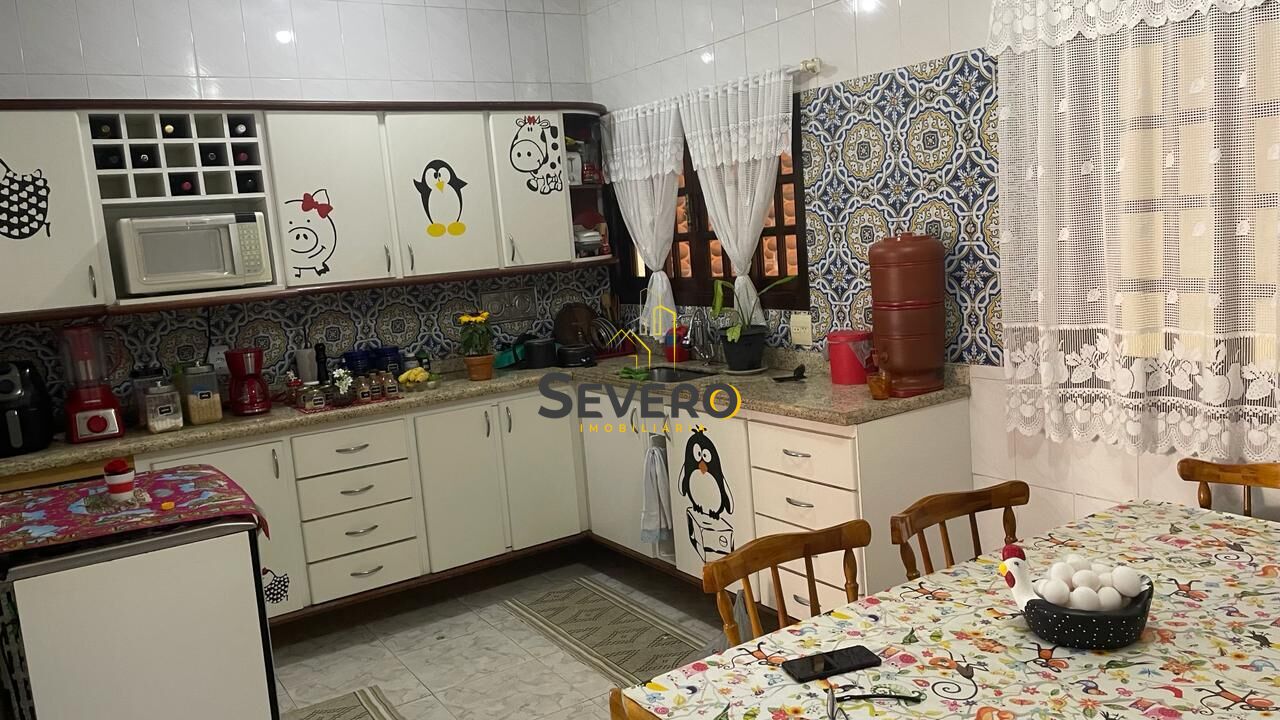 Casa à venda com 4 quartos, 400m² - Foto 15