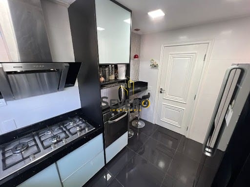 Apartamento à venda com 5 quartos, 308m² - Foto 8