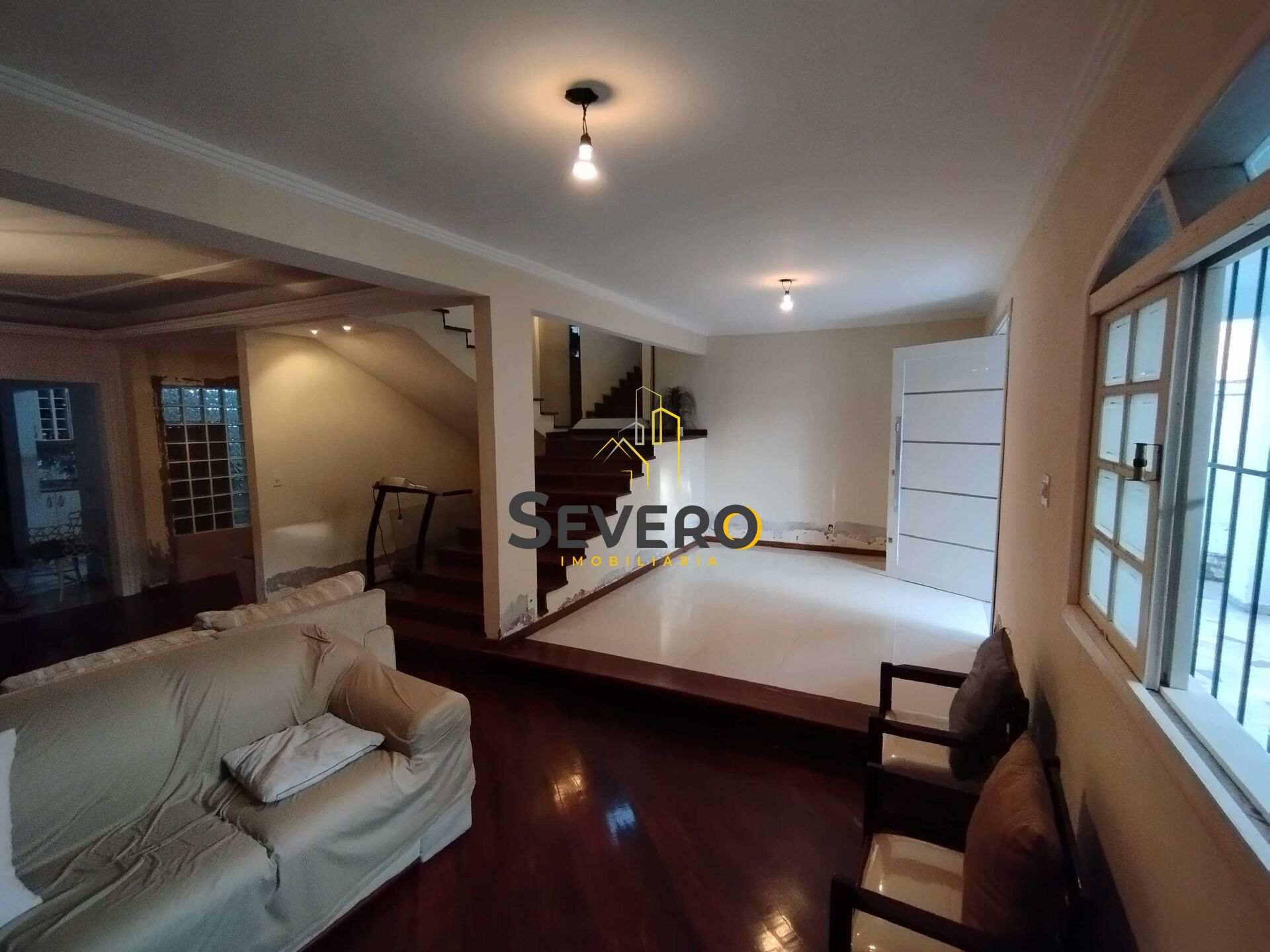 Casa à venda com 4 quartos, 450m² - Foto 5