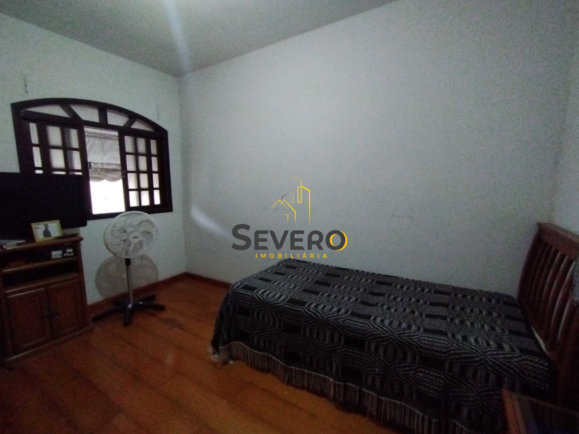 Casa à venda com 4 quartos, 450m² - Foto 11