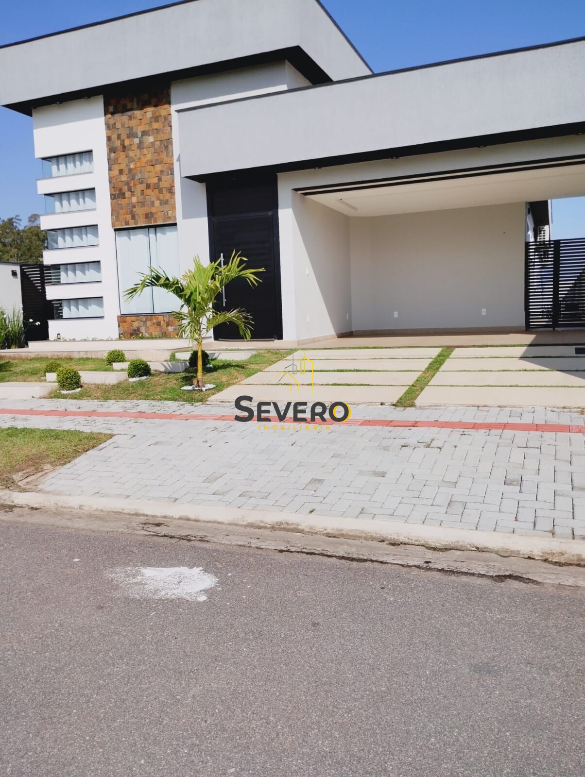 Casa de Condomínio à venda com 3 quartos, 176m² - Foto 1