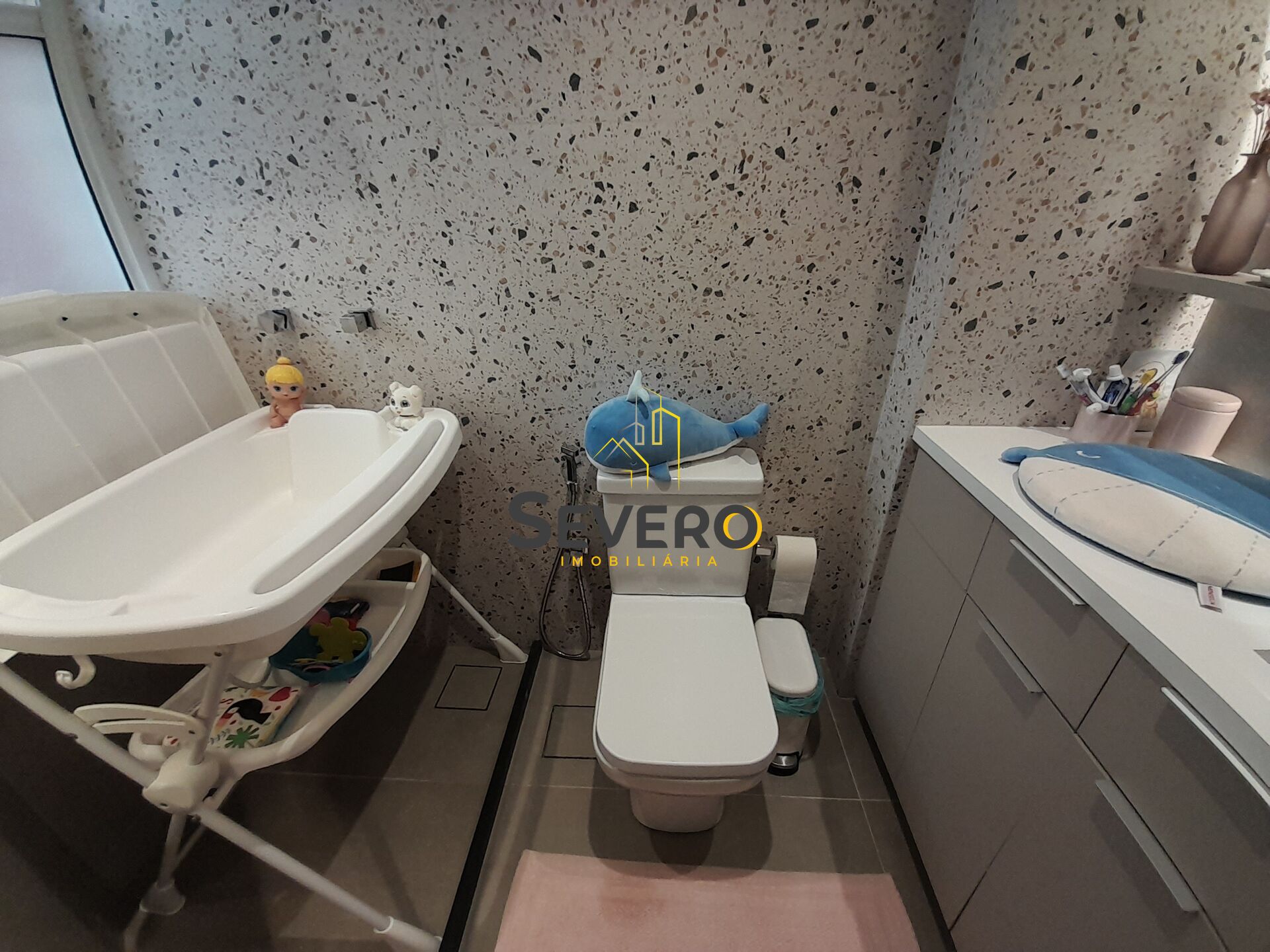 Apartamento à venda com 2 quartos, 78m² - Foto 19