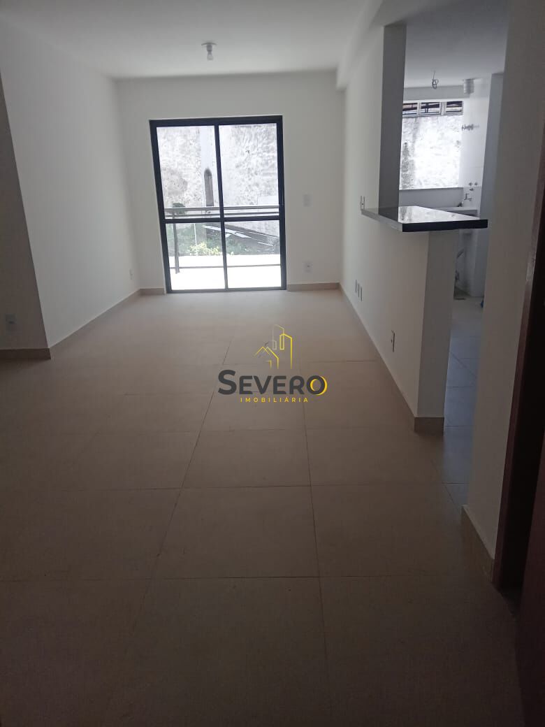 Apartamento à venda com 2 quartos, 70m² - Foto 2