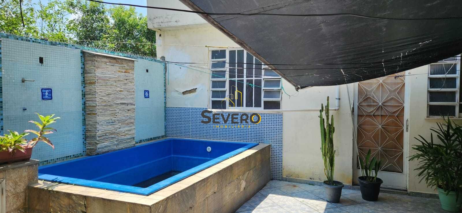 Casa à venda com 4 quartos, 250m² - Foto 9