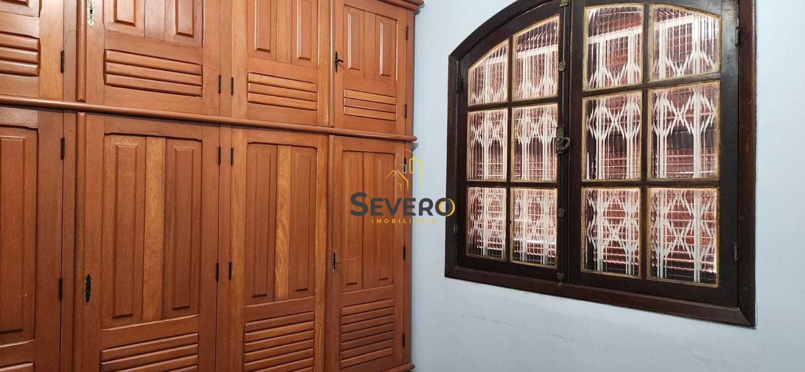 Casa à venda com 4 quartos, 250m² - Foto 22