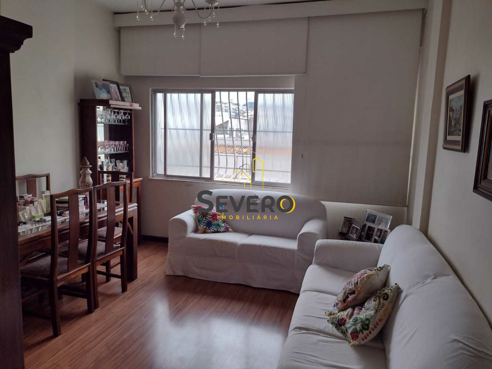 Apartamento à venda com 3 quartos, 120m² - Foto 1