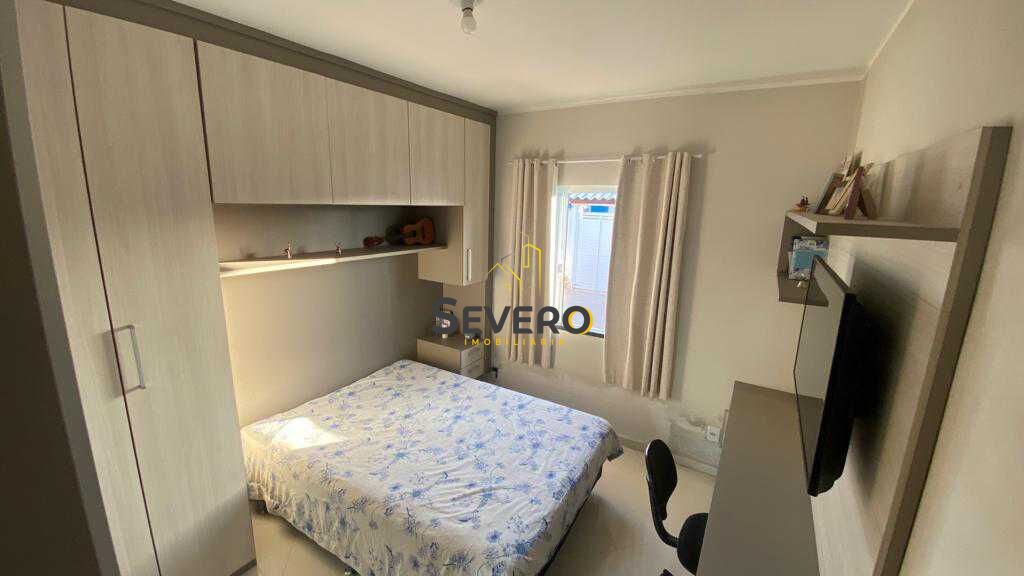 Casa à venda com 3 quartos, 280m² - Foto 8