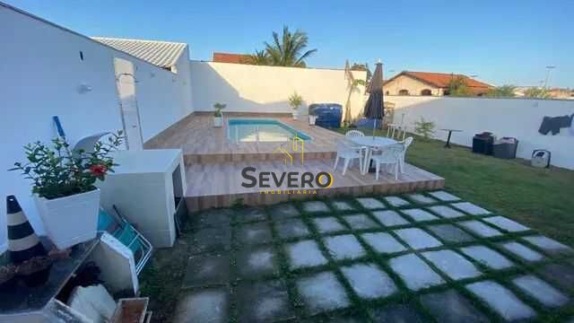 Casa à venda com 3 quartos, 280m² - Foto 2