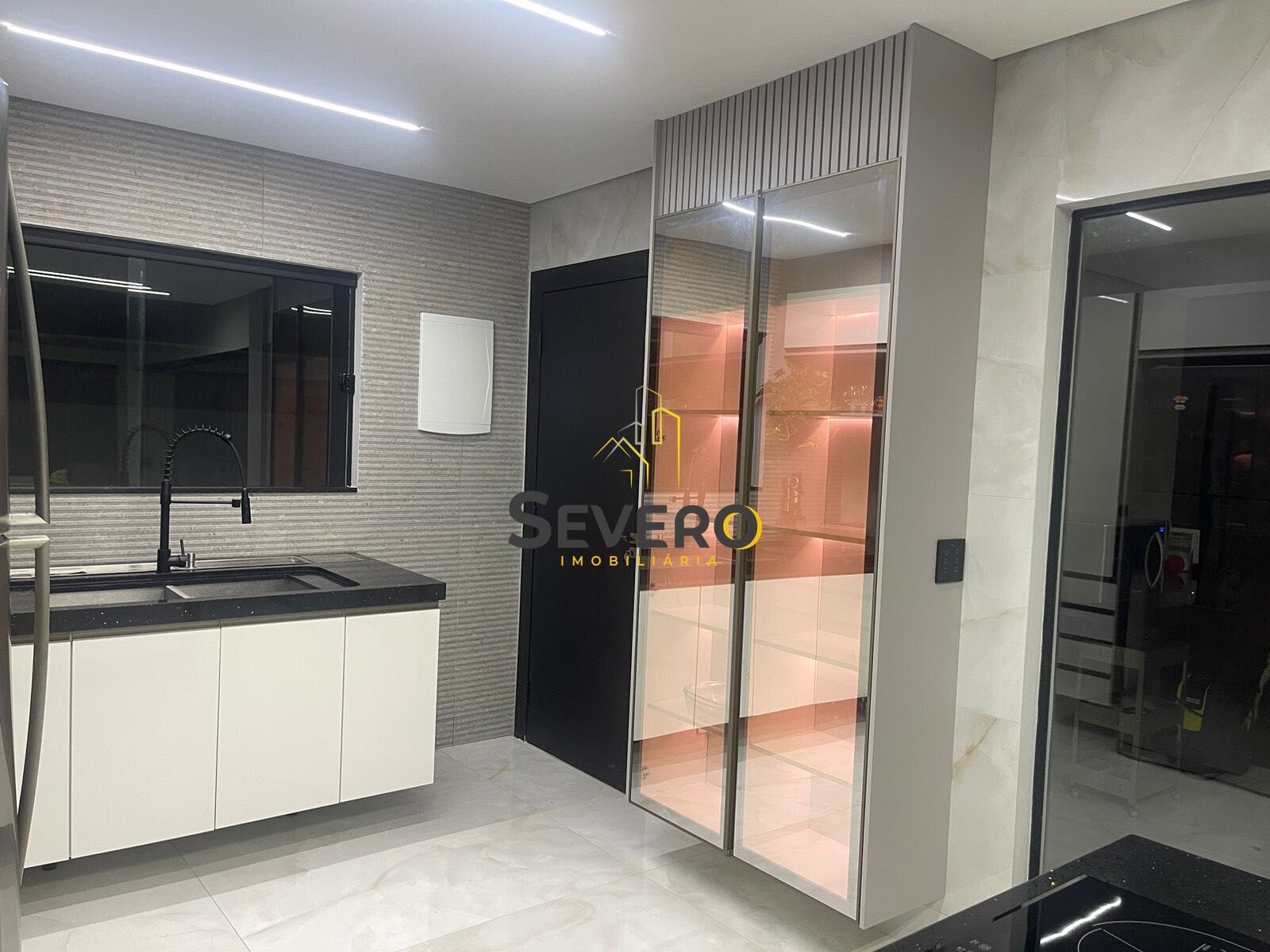 Casa à venda com 3 quartos, 280m² - Foto 44