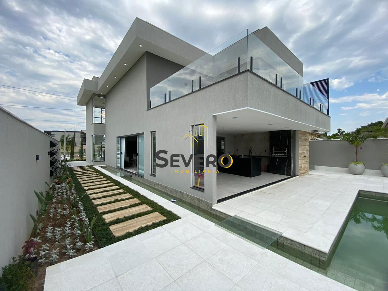 Casa à venda com 3 quartos, 280m² - Foto 5