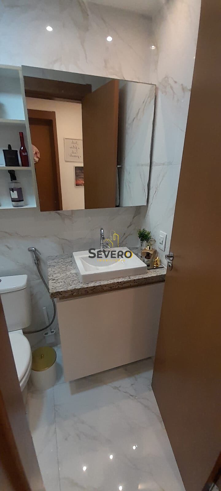 Apartamento à venda com 2 quartos, 60m² - Foto 11