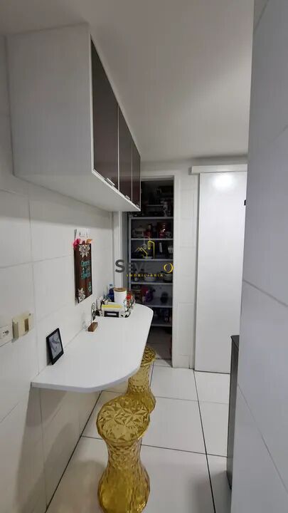 Apartamento à venda com 2 quartos, 80m² - Foto 18