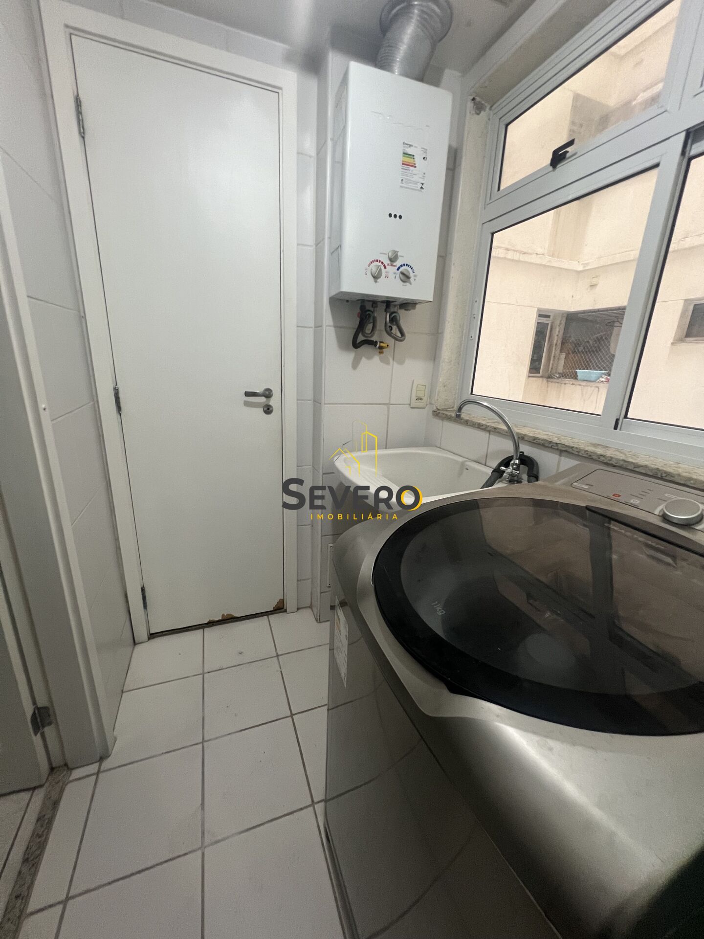 Apartamento à venda com 2 quartos, 97m² - Foto 17