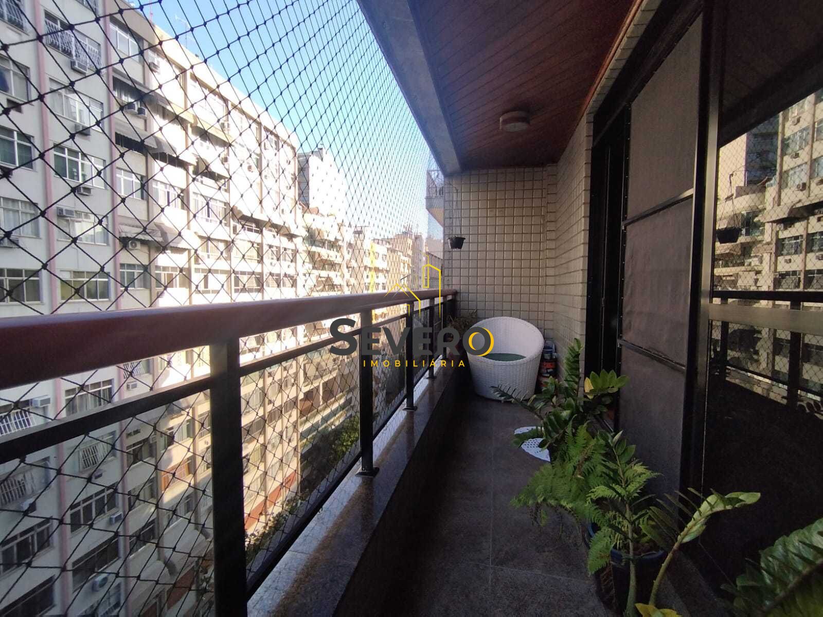 Apartamento à venda com 3 quartos, 150m² - Foto 1