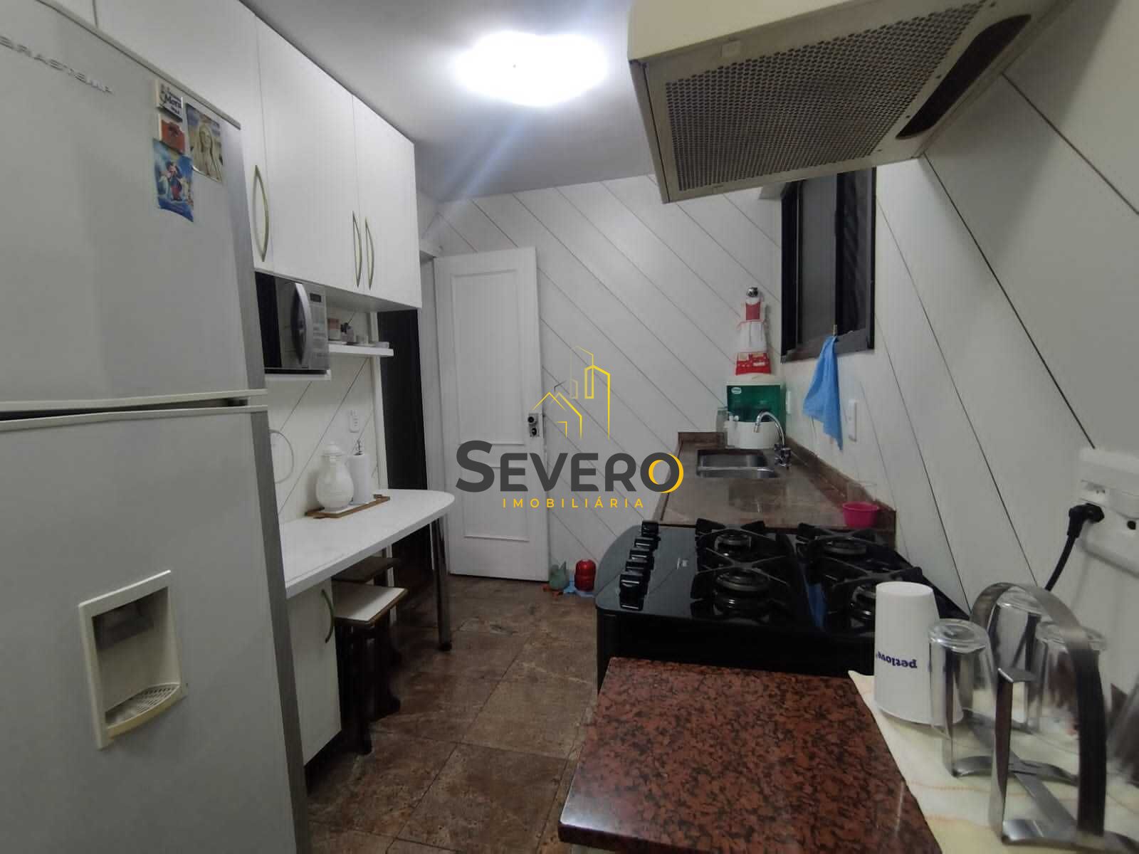 Apartamento à venda com 3 quartos, 150m² - Foto 7