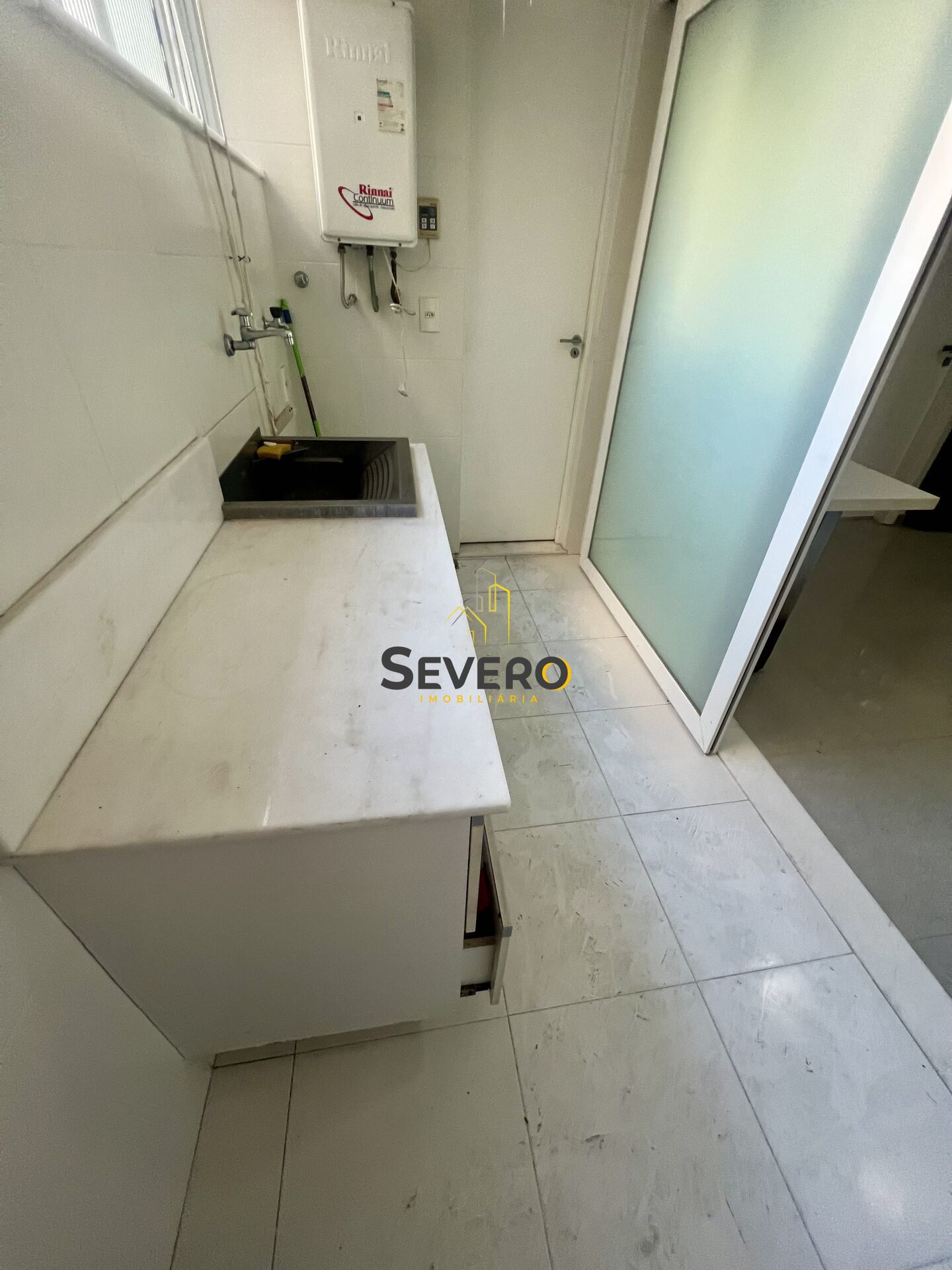 Apartamento à venda com 4 quartos, 220m² - Foto 14
