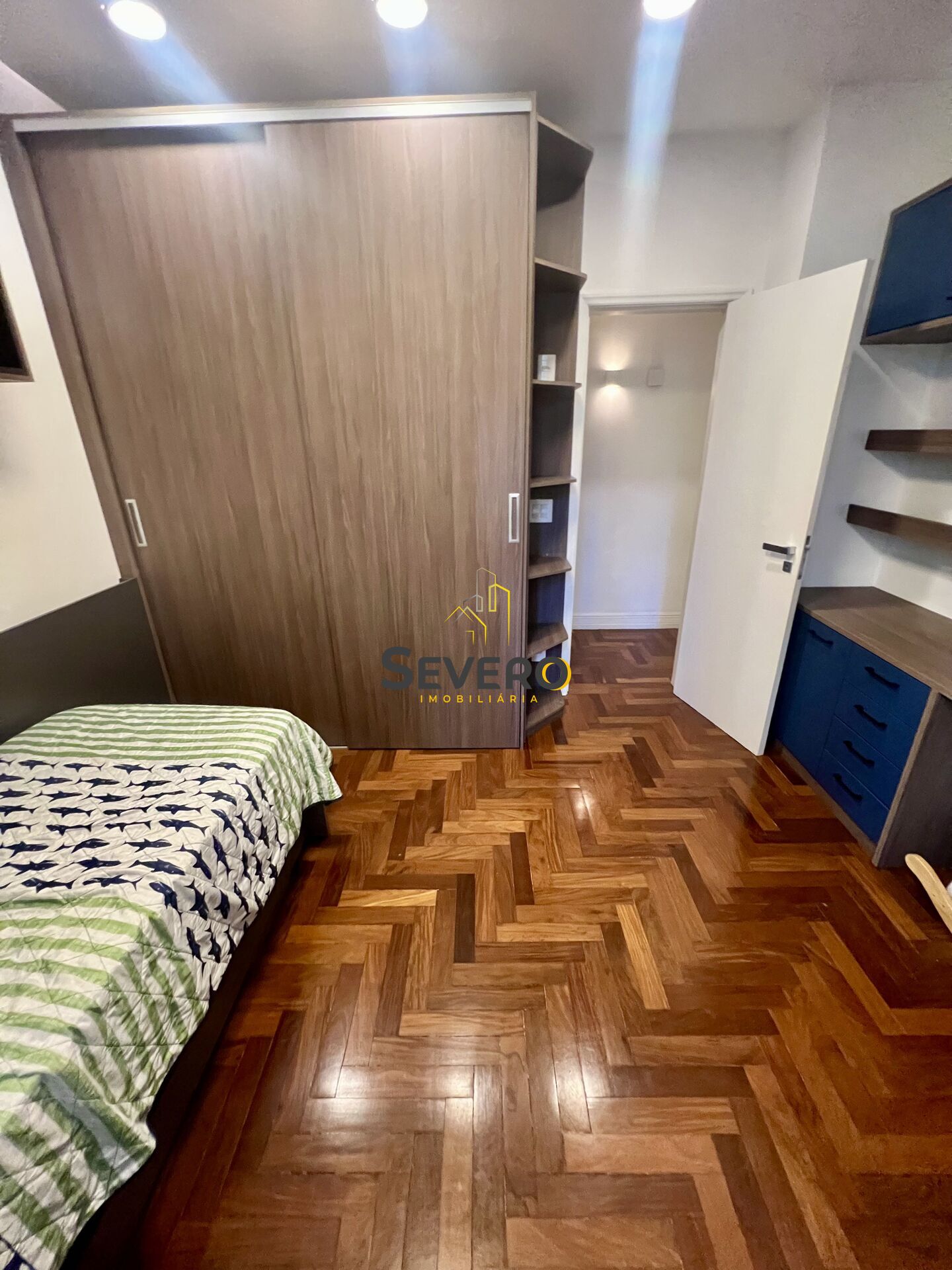 Apartamento à venda com 4 quartos, 220m² - Foto 21