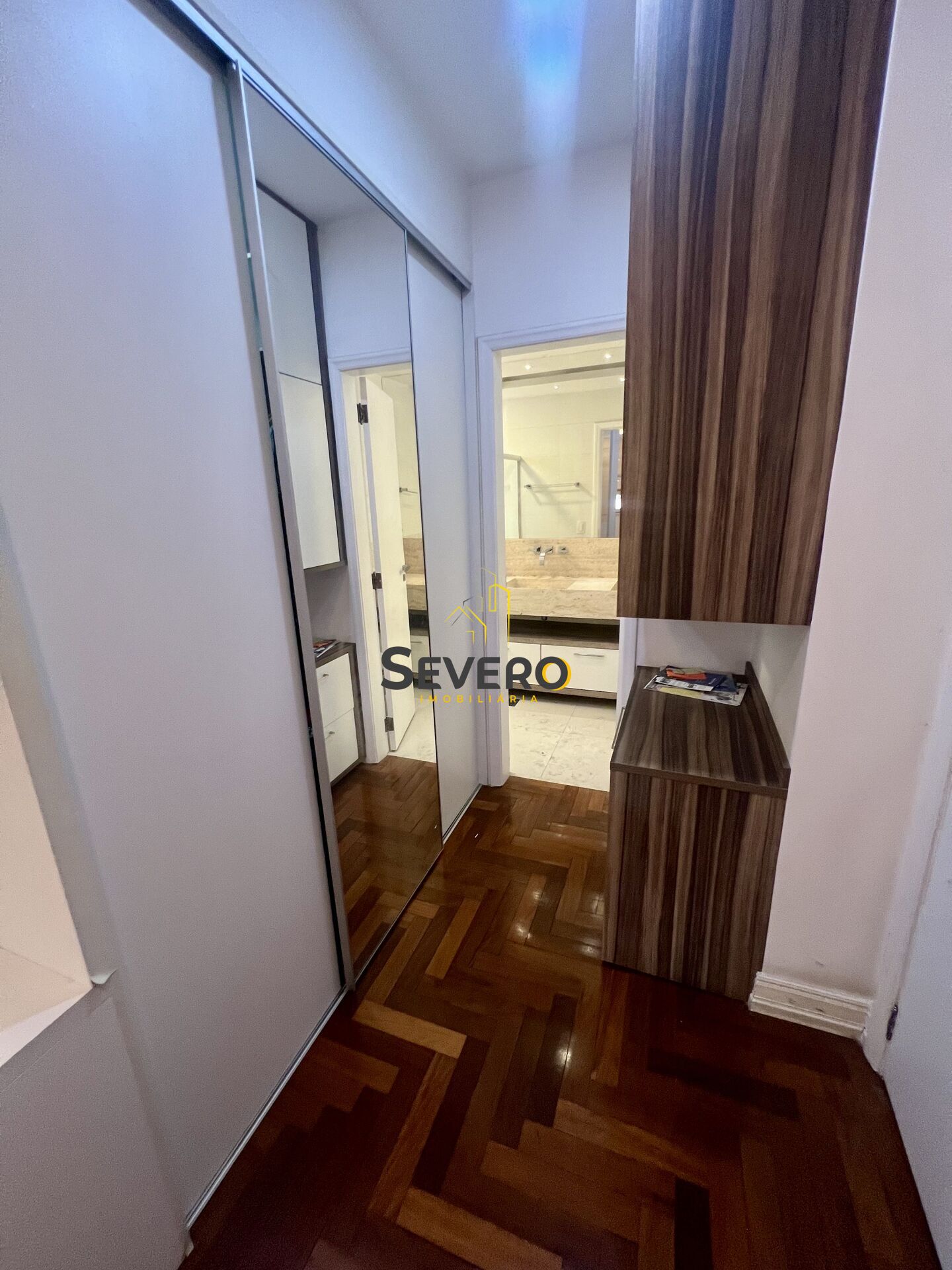 Apartamento à venda com 4 quartos, 220m² - Foto 26