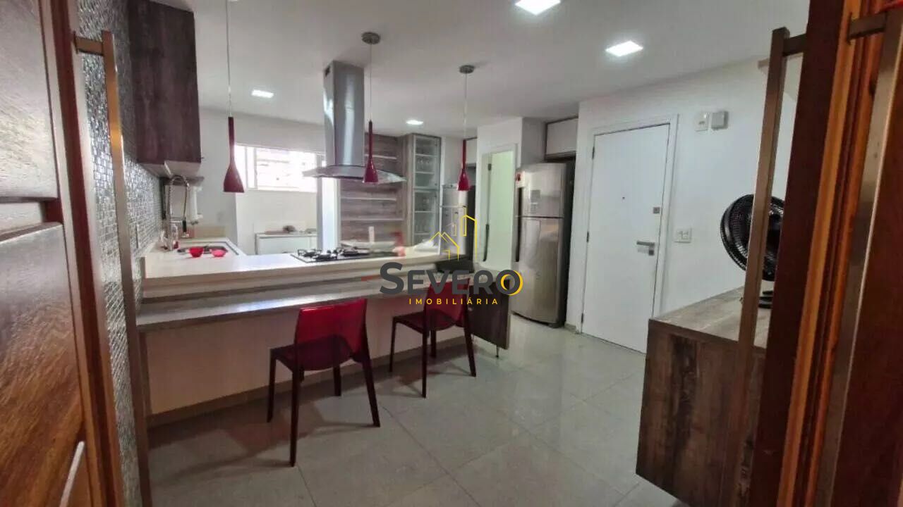 Apartamento à venda com 4 quartos, 220m² - Foto 10