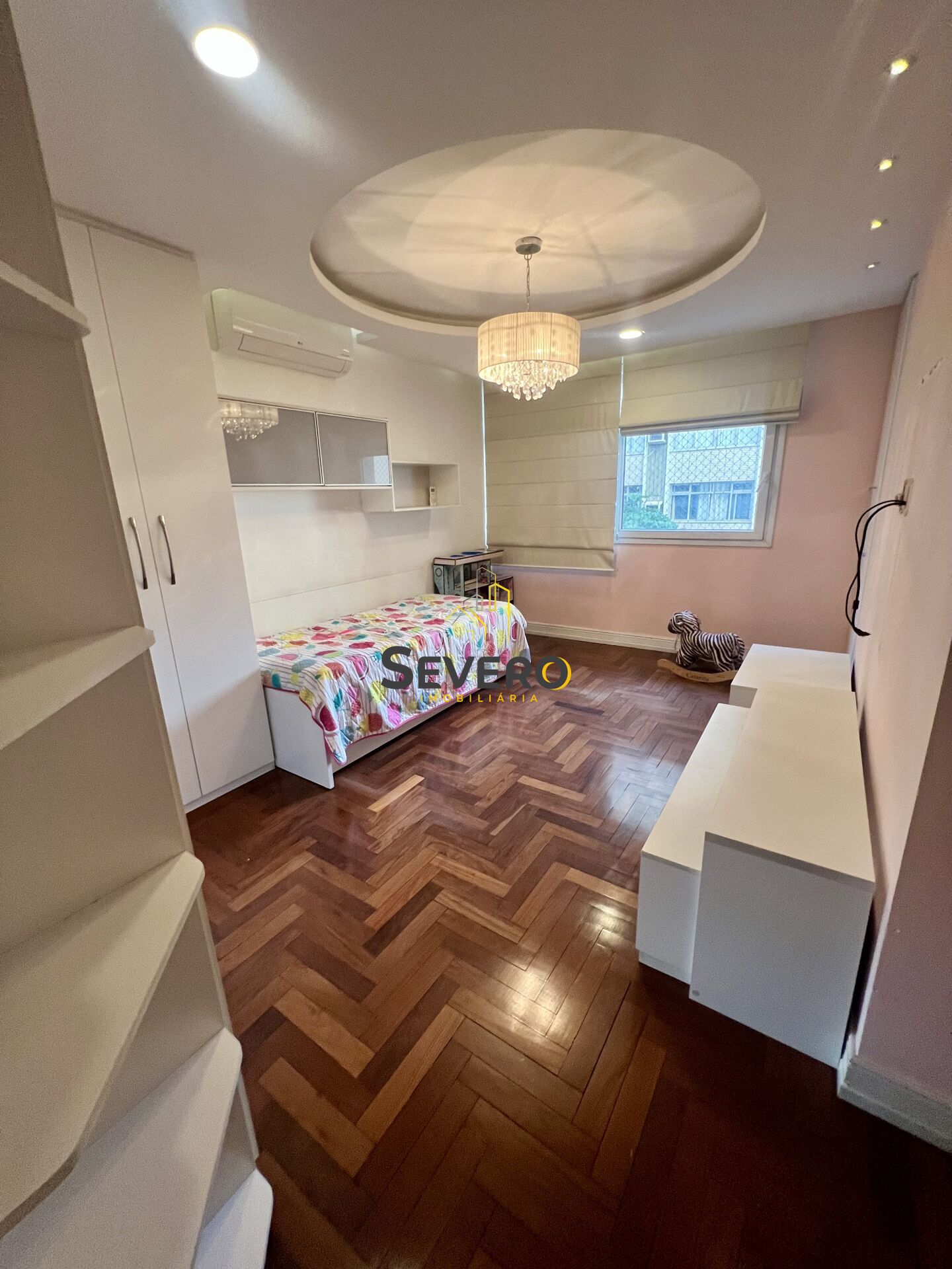 Apartamento à venda com 4 quartos, 220m² - Foto 29