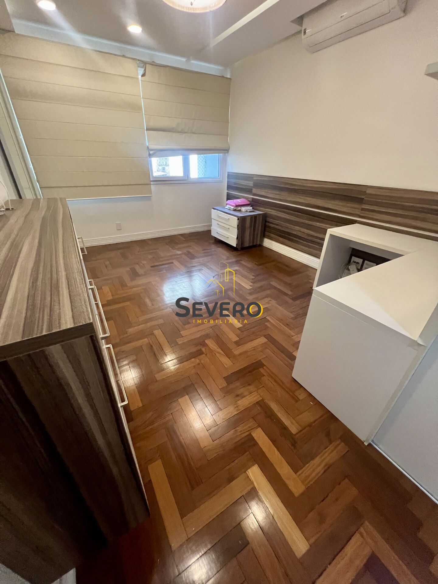 Apartamento à venda com 4 quartos, 220m² - Foto 23