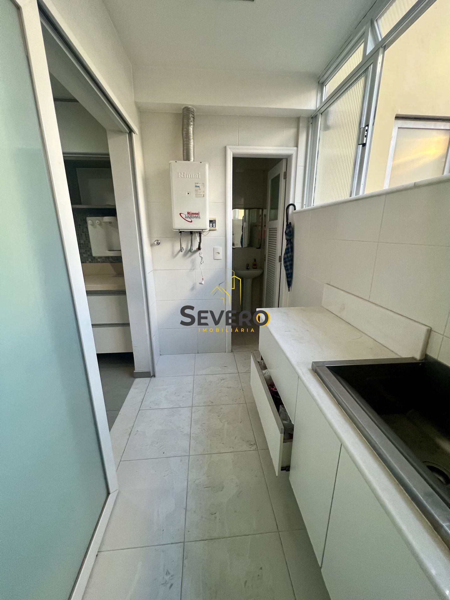 Apartamento à venda com 4 quartos, 220m² - Foto 13