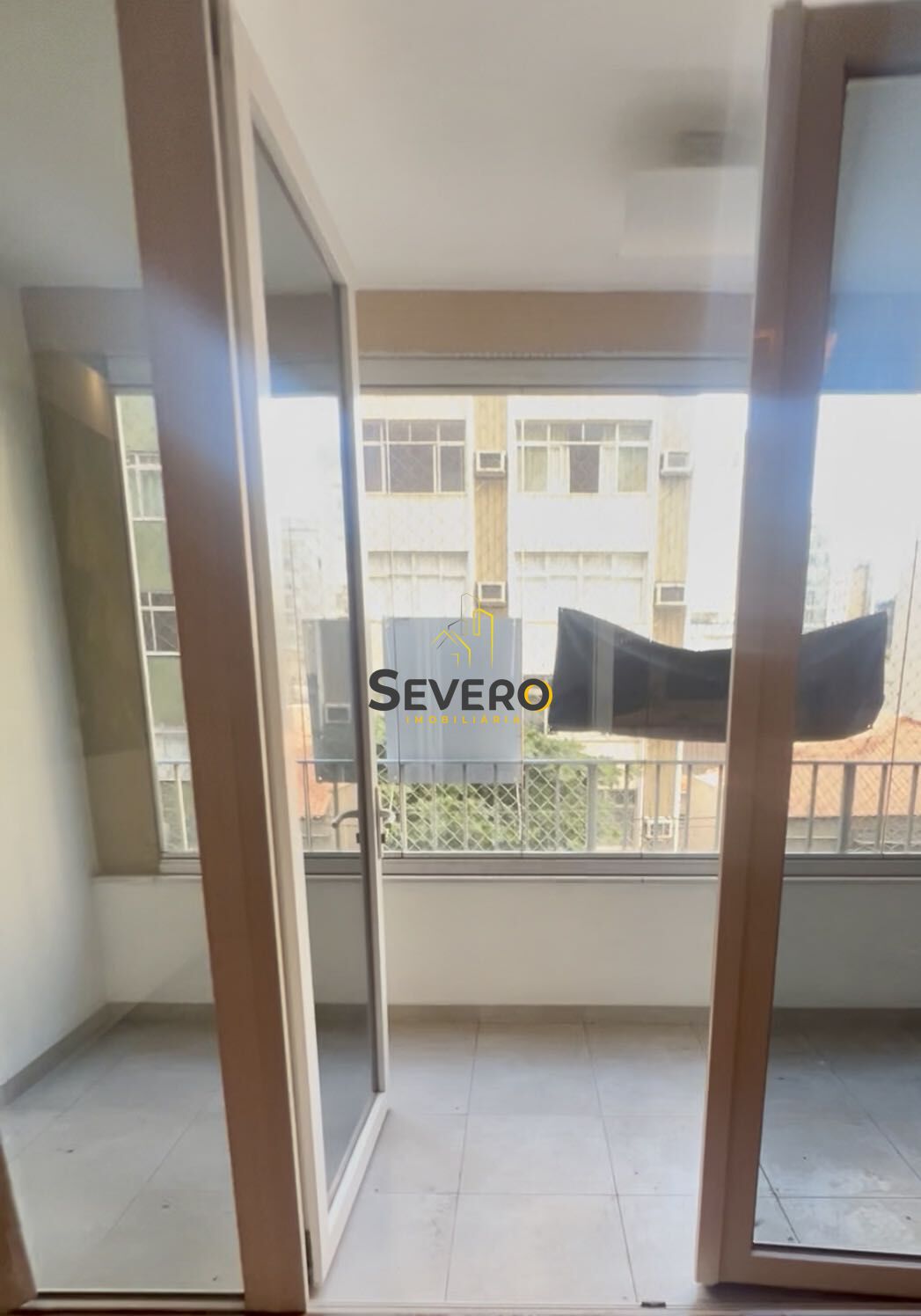Apartamento à venda com 4 quartos, 220m² - Foto 7
