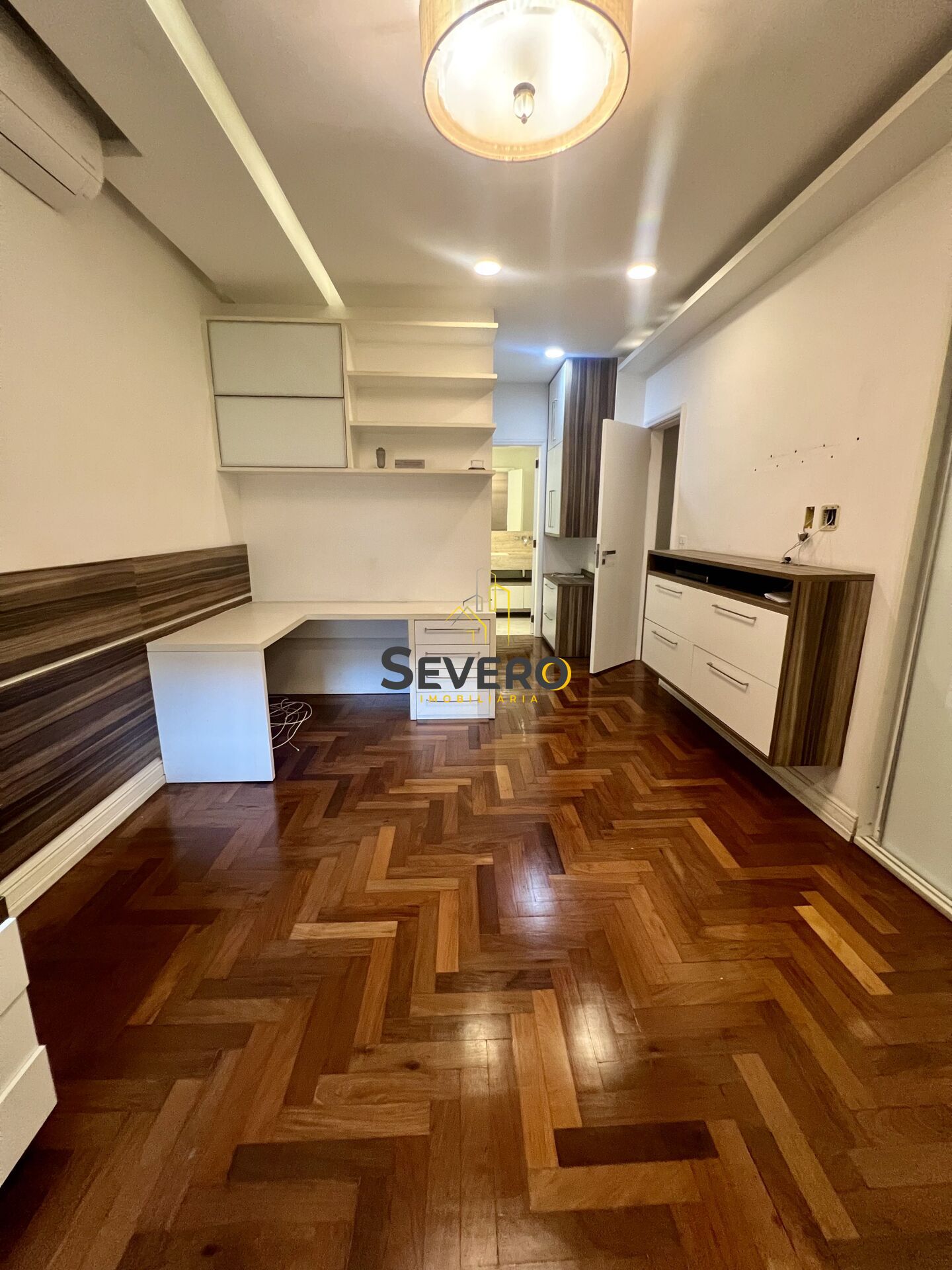 Apartamento à venda com 4 quartos, 220m² - Foto 24