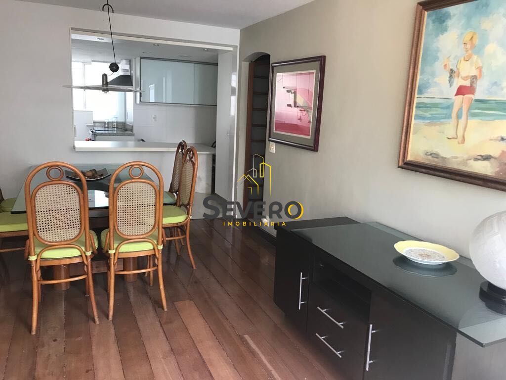 Apartamento à venda com 3 quartos, 140m² - Foto 2