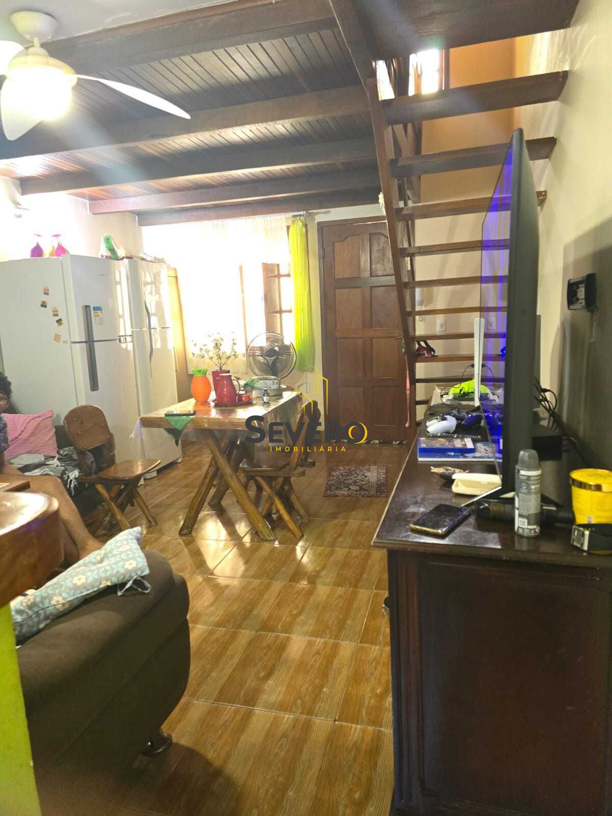 Casa à venda com 2 quartos, 60m² - Foto 30