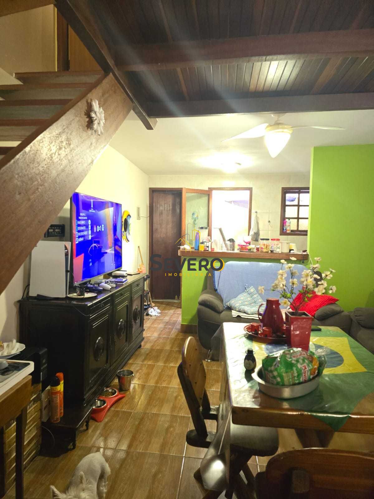 Casa à venda com 2 quartos, 60m² - Foto 25