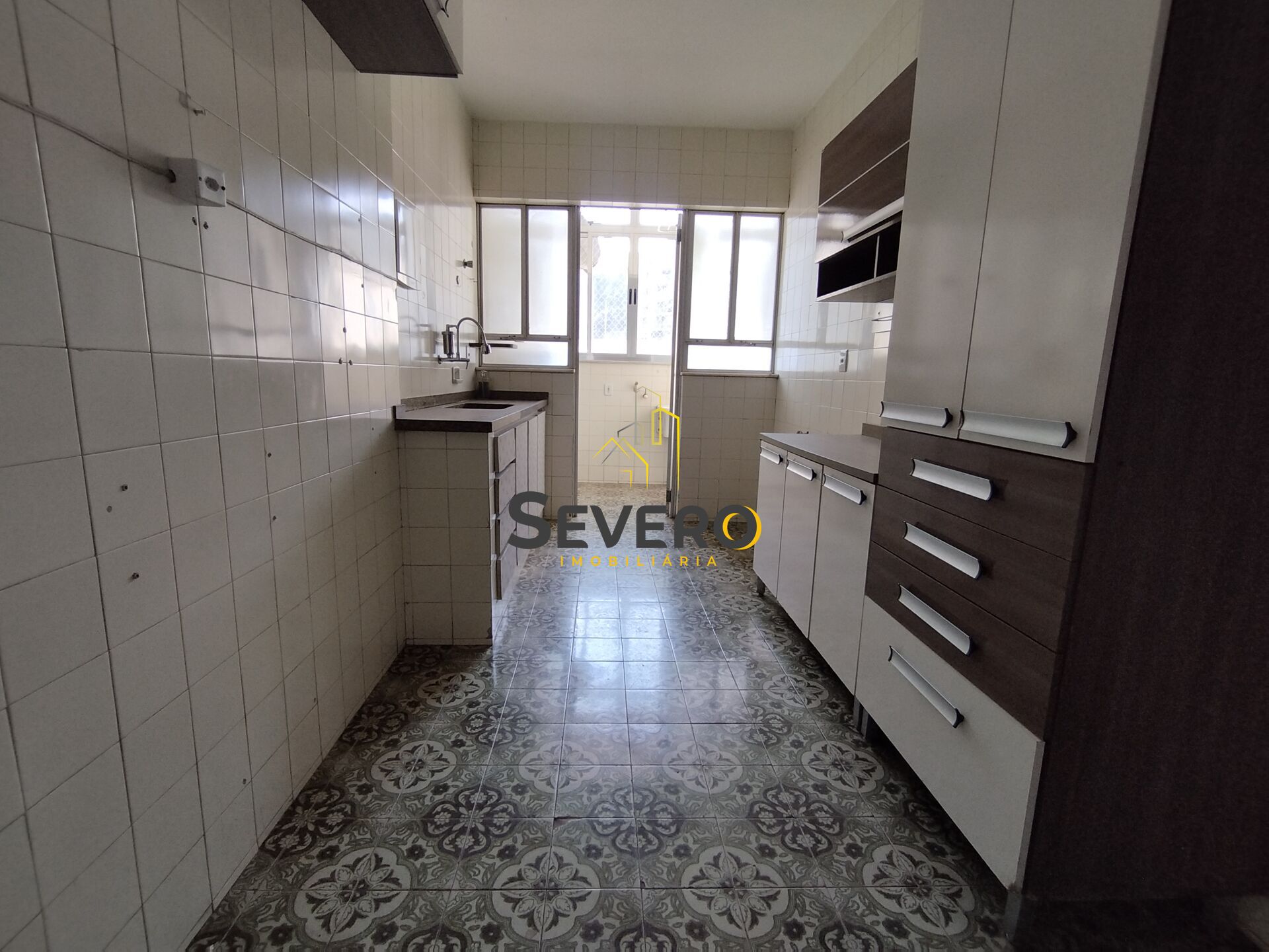 Apartamento à venda com 3 quartos, 130m² - Foto 17