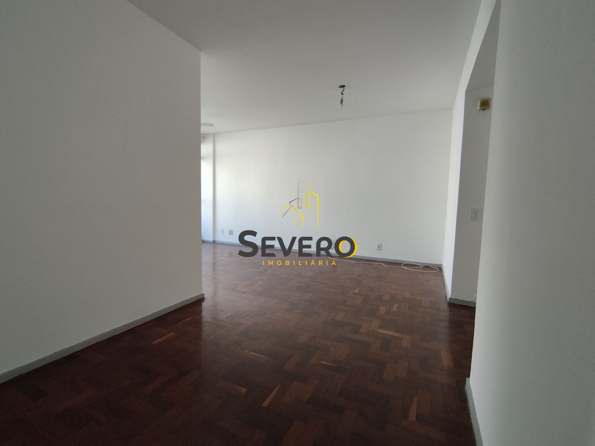 Apartamento à venda com 3 quartos, 130m² - Foto 5