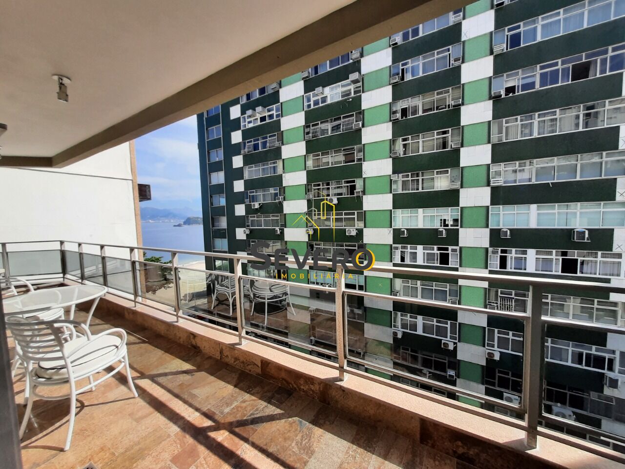 Apartamento à venda com 4 quartos, 160m² - Foto 3