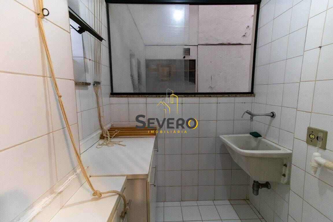 Apartamento à venda com 2 quartos, 65m² - Foto 25